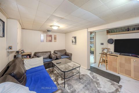 Photo 14 at 60 Newlands Avenue, Birchmount, Toronto