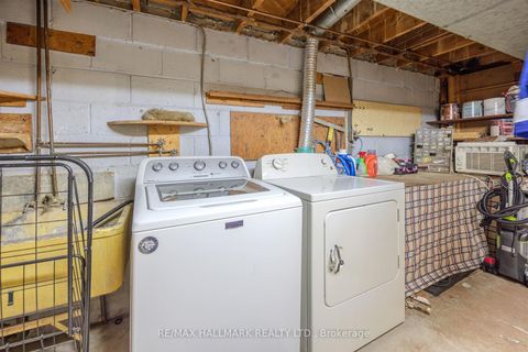Photo 21 at 60 Newlands Avenue, Birchmount, Toronto