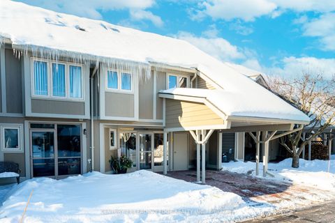 Photo 1 at 9 - 9 Davy Point Circle, Historic Lakeshore Communities, Georgina