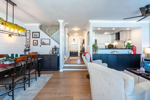 Photo 10 at 9 - 9 Davy Point Circle, Historic Lakeshore Communities, Georgina