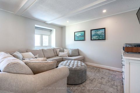 Photo 25 at 9 - 9 Davy Point Circle, Historic Lakeshore Communities, Georgina