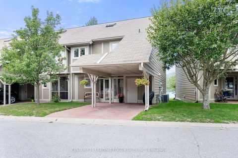 Photo 33 at 9 - 9 Davy Point Circle, Historic Lakeshore Communities, Georgina