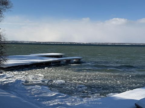 Photo 3 at 911 Lake Drive N, Historic Lakeshore Communities, Georgina