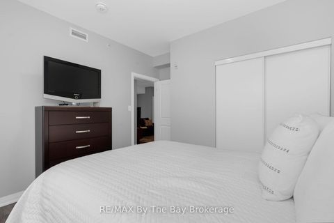 Photo 17 at 309 - 300 ESSA Road, 400 West, Barrie