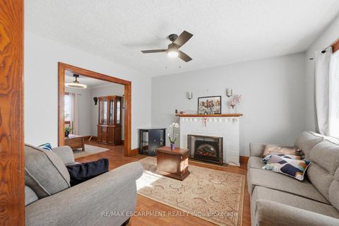 Photo 2 at 24 Mahoney Avenue, Mount Dennis, Toronto