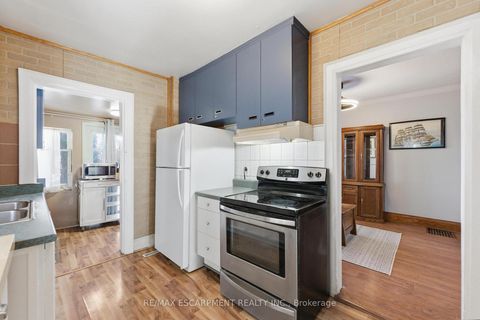 Photo 9 at 24 Mahoney Avenue, Mount Dennis, Toronto