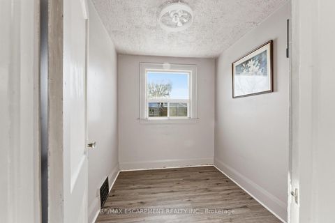 Photo 17 at 24 Mahoney Avenue, Mount Dennis, Toronto