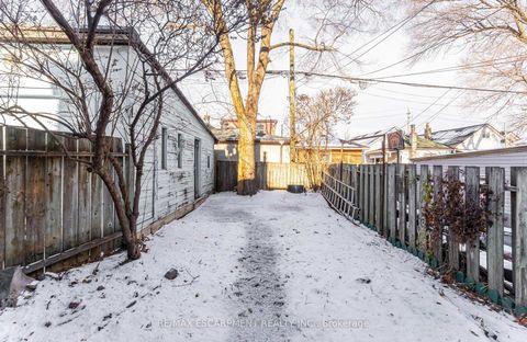 Photo 24 at 24 Mahoney Avenue, Mount Dennis, Toronto