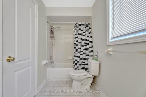 Photo 19 at 62 Martini Drive N, Rouge Woods, Richmond Hill