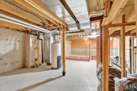 Photo 23 at 62 Martini Drive N, Rouge Woods, Richmond Hill