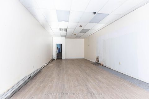 Photo 7 at 654 Bloor Street W, Annex, Toronto