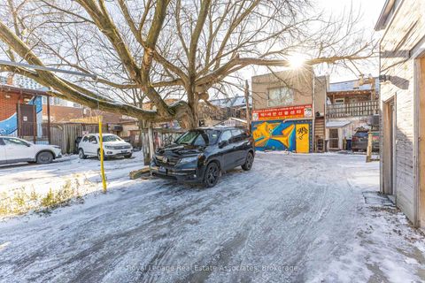 Photo 29 at 654 Bloor Street W, Annex, Toronto