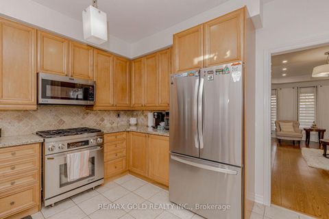 Photo 15 at 246 Littlewood Drive, RO River Oaks, Oakville