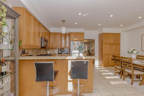 Photo 19 at 246 Littlewood Drive, RO River Oaks, Oakville