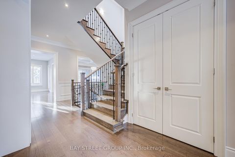 Photo 6 at 75 Douglas Road, Oak Ridges Lake Wilcox, Richmond Hill