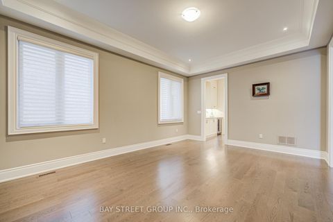 Photo 7 at 75 Douglas Road, Oak Ridges Lake Wilcox, Richmond Hill