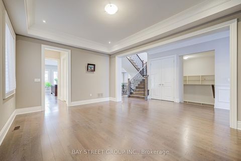 Photo 8 at 75 Douglas Road, Oak Ridges Lake Wilcox, Richmond Hill