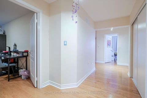 Photo 36 at 53 Skipperhill Crescent, Rouge E11, Toronto
