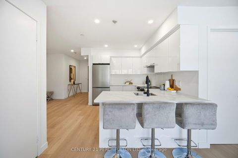 Photo 5 at 202 - 61 Orchard Park Drive, West Hill, Toronto
