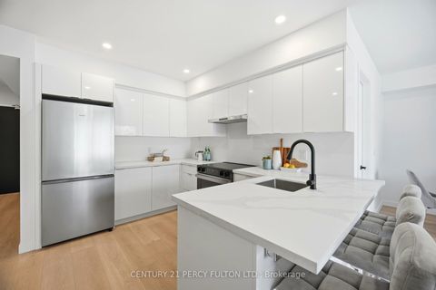 Photo 6 at 202 - 61 Orchard Park Drive, West Hill, Toronto
