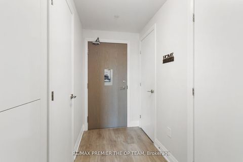 Photo 14 at 508 - 4800 Highway 7, East Woodbridge, Vaughan