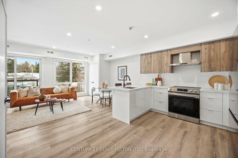 Photo 1 at 201 - 61 Orchard Park Drive, West Hill, Toronto