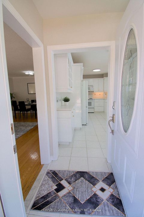 Photo 7 at 84 Allanford Road, Sullivan, Toronto