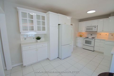 Photo 18 at 84 Allanford Road, Sullivan, Toronto