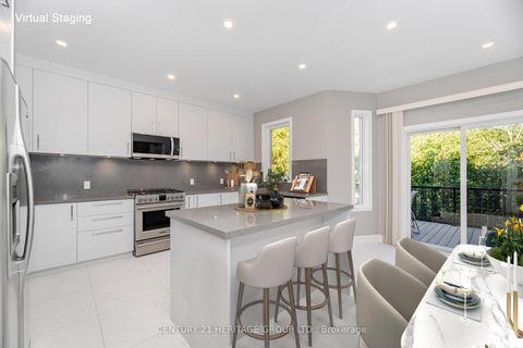 Photo 4 at 6 Vitlor Drive, Oak Ridges, Richmond Hill