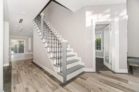 Photo 15 at 6 Vitlor Drive, Oak Ridges, Richmond Hill