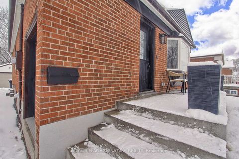 Photo 4 at 9 Rosemarie Drive, Maryvale, Toronto