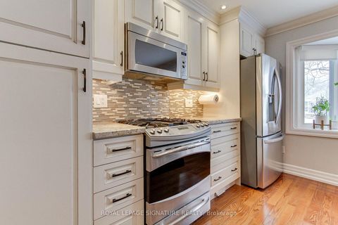 Photo 14 at 9 Rosemarie Drive, Maryvale, Toronto