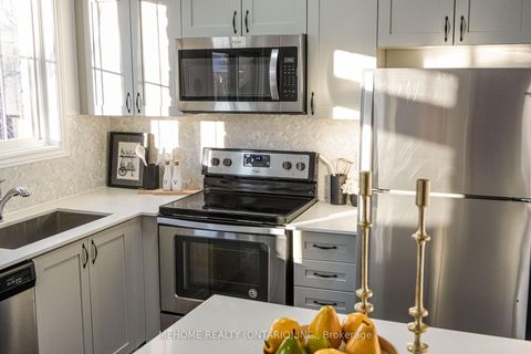 Photo 18 at 319 - 199 Pine Grove Road, Islington Woods, Vaughan