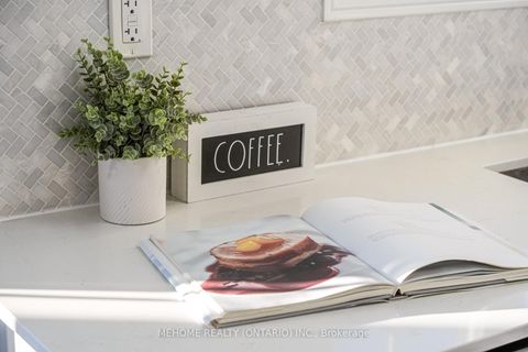 Photo 22 at 319 - 199 Pine Grove Road, Islington Woods, Vaughan