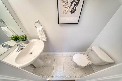 Photo 25 at 319 - 199 Pine Grove Road, Islington Woods, Vaughan