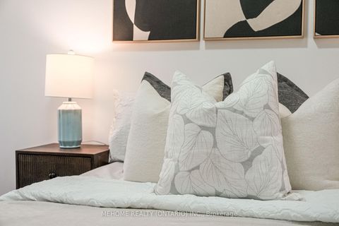 Photo 34 at 319 - 199 Pine Grove Road, Islington Woods, Vaughan