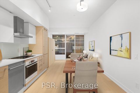 Photo 4 at 223 - 1030 King Street W, Niagara, Toronto