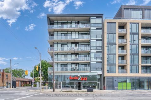 Photo 1 at 301 - 51 Lady Bank Road, Queensway, Toronto