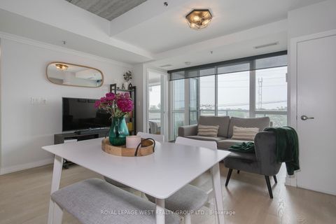 Photo 4 at 301 - 51 Lady Bank Road, Queensway, Toronto