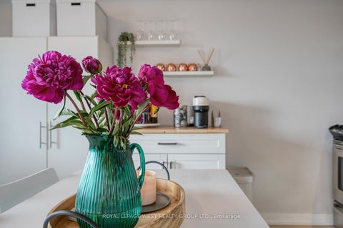 Photo 6 at 301 - 51 Lady Bank Road, Queensway, Toronto