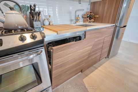 Photo 16 at 301 - 51 Lady Bank Road, Queensway, Toronto