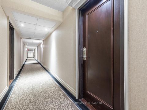 Photo 20 at 719 - 10 Delisle Avenue, St. Clair, Toronto