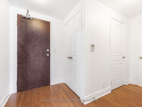 Photo 21 at 719 - 10 Delisle Avenue, St. Clair, Toronto