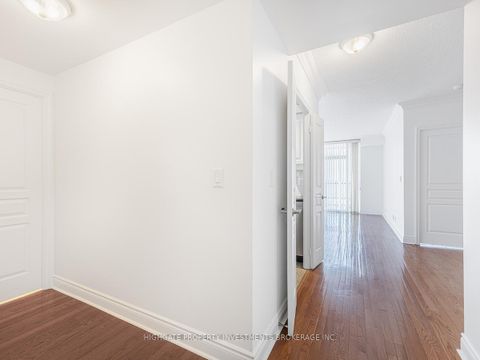 Photo 22 at 719 - 10 Delisle Avenue, St. Clair, Toronto