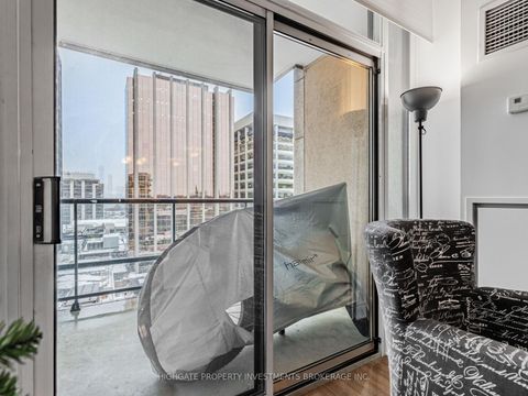 Photo 14 at 705 - 10 Delisle Avenue, St. Clair, Toronto