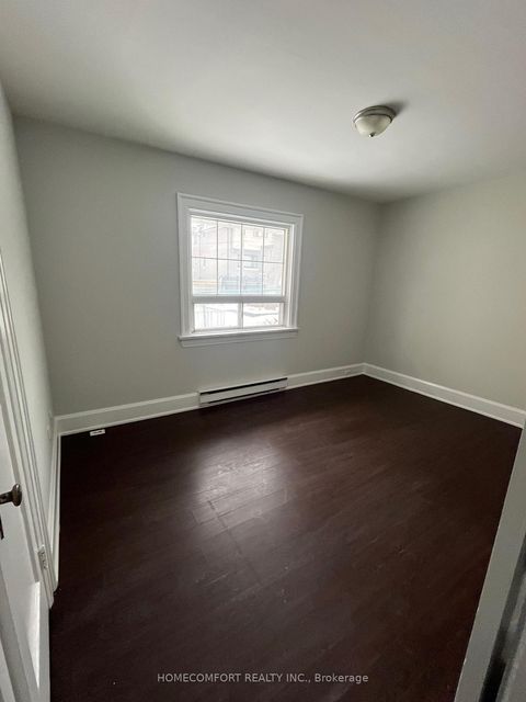 Photo 4 at 208 Hollywood Avenue, Willowdale East, Toronto