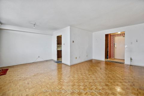 Photo 10 at 909 - 155 Marlee Avenue, Belgravia, Toronto