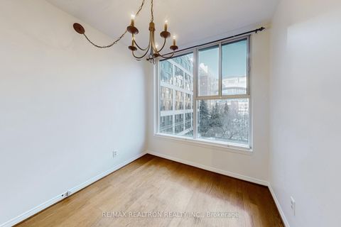 Photo 24 at 402 - 222 The Esplanade Avenue, Waterfront Communities C8, Toronto