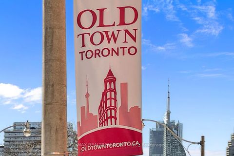 Photo 41 at 402 - 222 The Esplanade Avenue, Waterfront Communities C8, Toronto