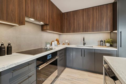 Photo 8 at 405 - 55A Avenue Road, Annex, Toronto